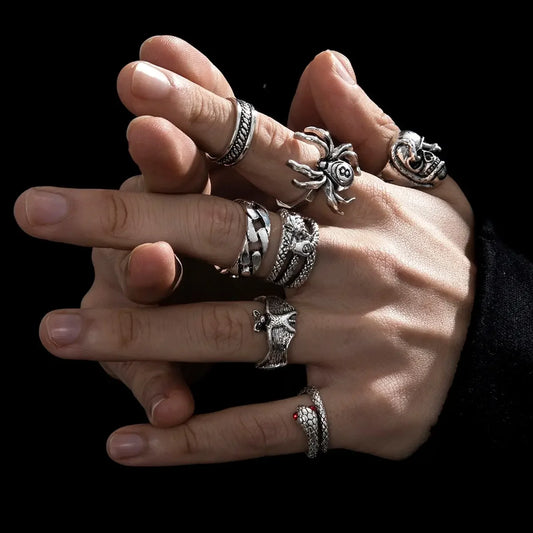 Punk Gothic Skeleton Unisex Ring Set – Grunge Butterfly & Frog Jewelry for Men & Women, 2024 New