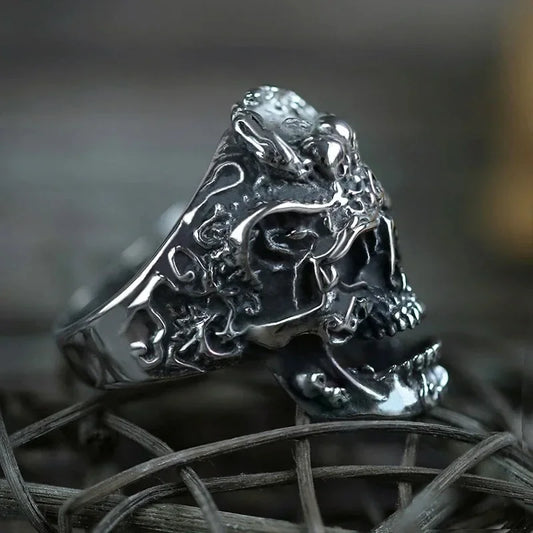 Best Sellers! Rock Gothic Skull Head Ring – Bold Men's Jewelry Gift for Punk & Biker Style