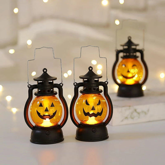 LED Pumpkin Lantern Handheld Lamp – Vintage Kerosene Style for Cosplay & Home Decor