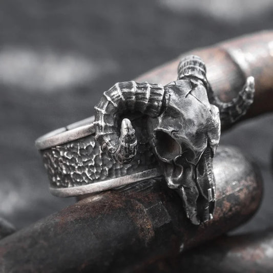 Vintage Punk Skull Sheep Head Ring – Adjustable Hip Hop Motorcycle Ornament for Men & Women