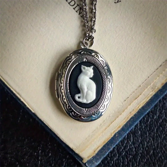 Gothic Creative DIY Photo Frame Pendant Necklace – Vintage Cat Cameo Jewelry for Men & Women