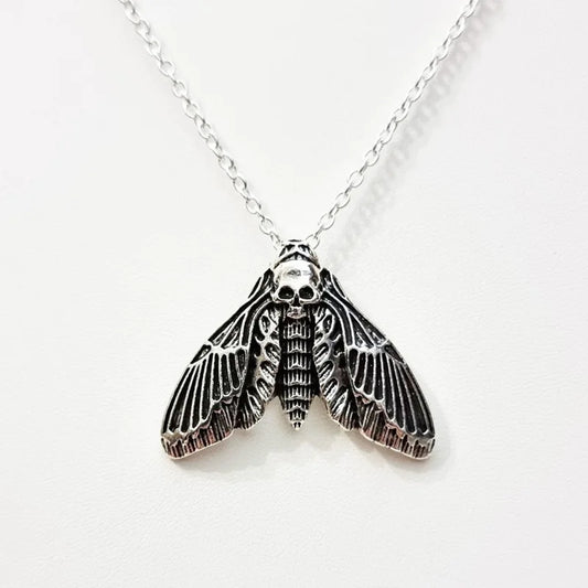 New Gothic Occult Dark Skull Moth Pendant Necklace – Silver Color Goth Punk Jewelry for Women & Men