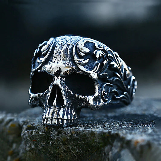 Fashion Vintage Gothic Carved Skull Ring – 316L Stainless Steel Punk Biker Jewelry for Men & Women