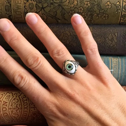Big Blue Evil Eye Skull Claw Ring – Adjustable Vintage Silver-Plated Gothic Punk Jewelry for Men & Women