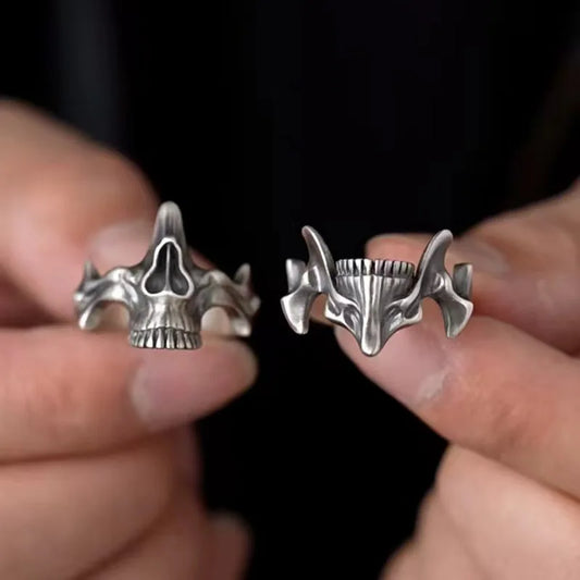 Yhpup 2Pcs Vintage Gothic Skull Mask Rings – Creative Punk Ring Set for Men & Women